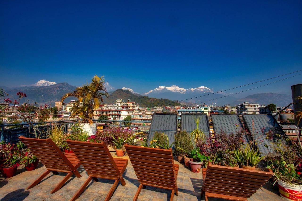 Hotel Grand Holiday Pokhara Exteriör bild