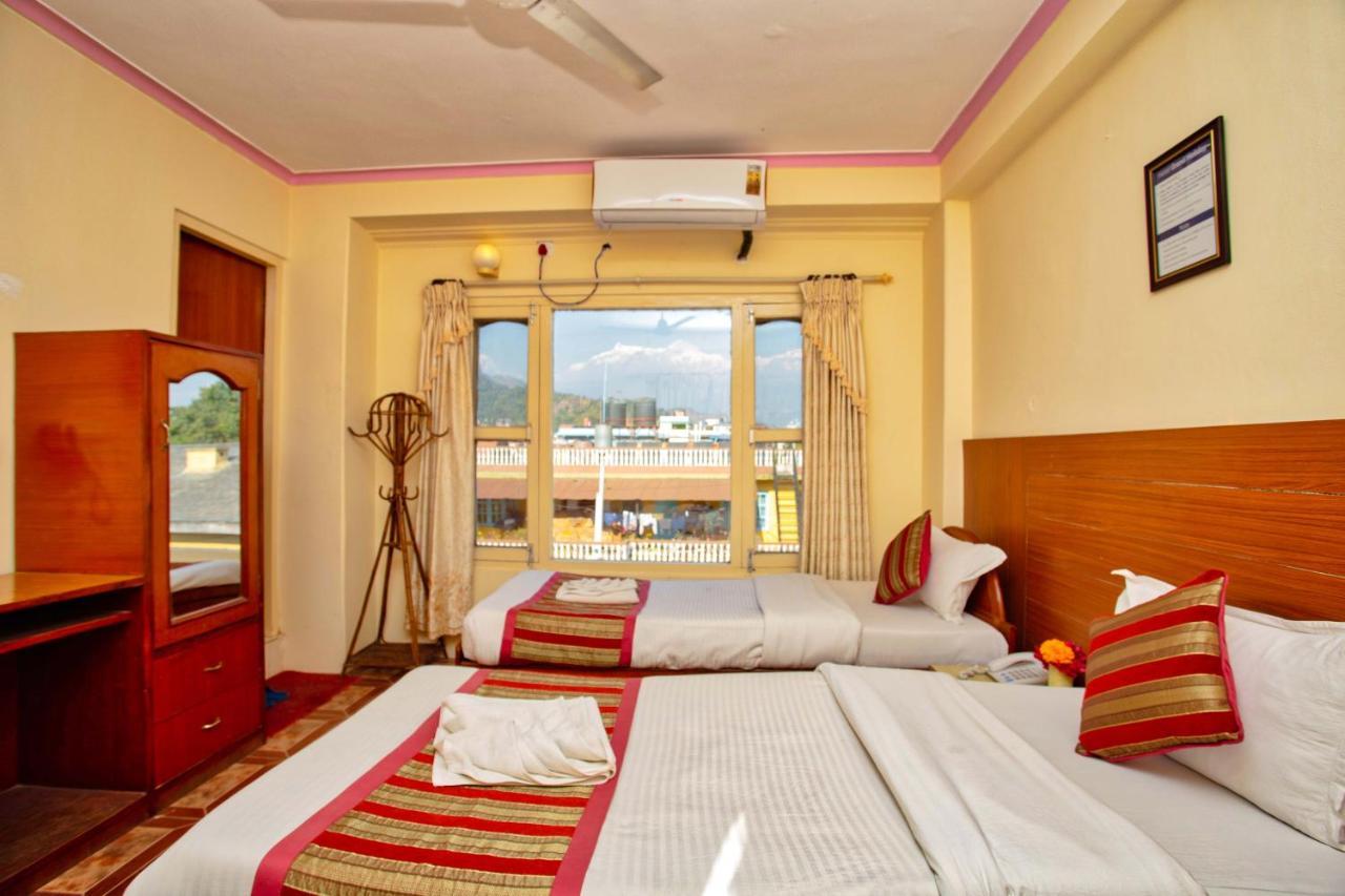 Hotel Grand Holiday Pokhara Exteriör bild