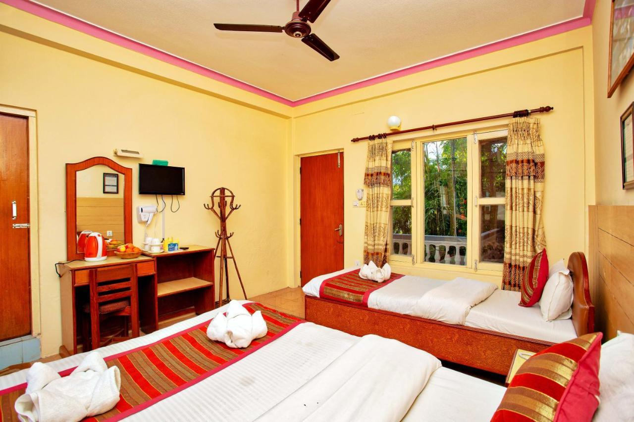 Hotel Grand Holiday Pokhara Exteriör bild