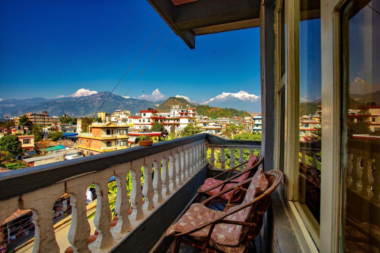 Hotel Grand Holiday Pokhara Exteriör bild