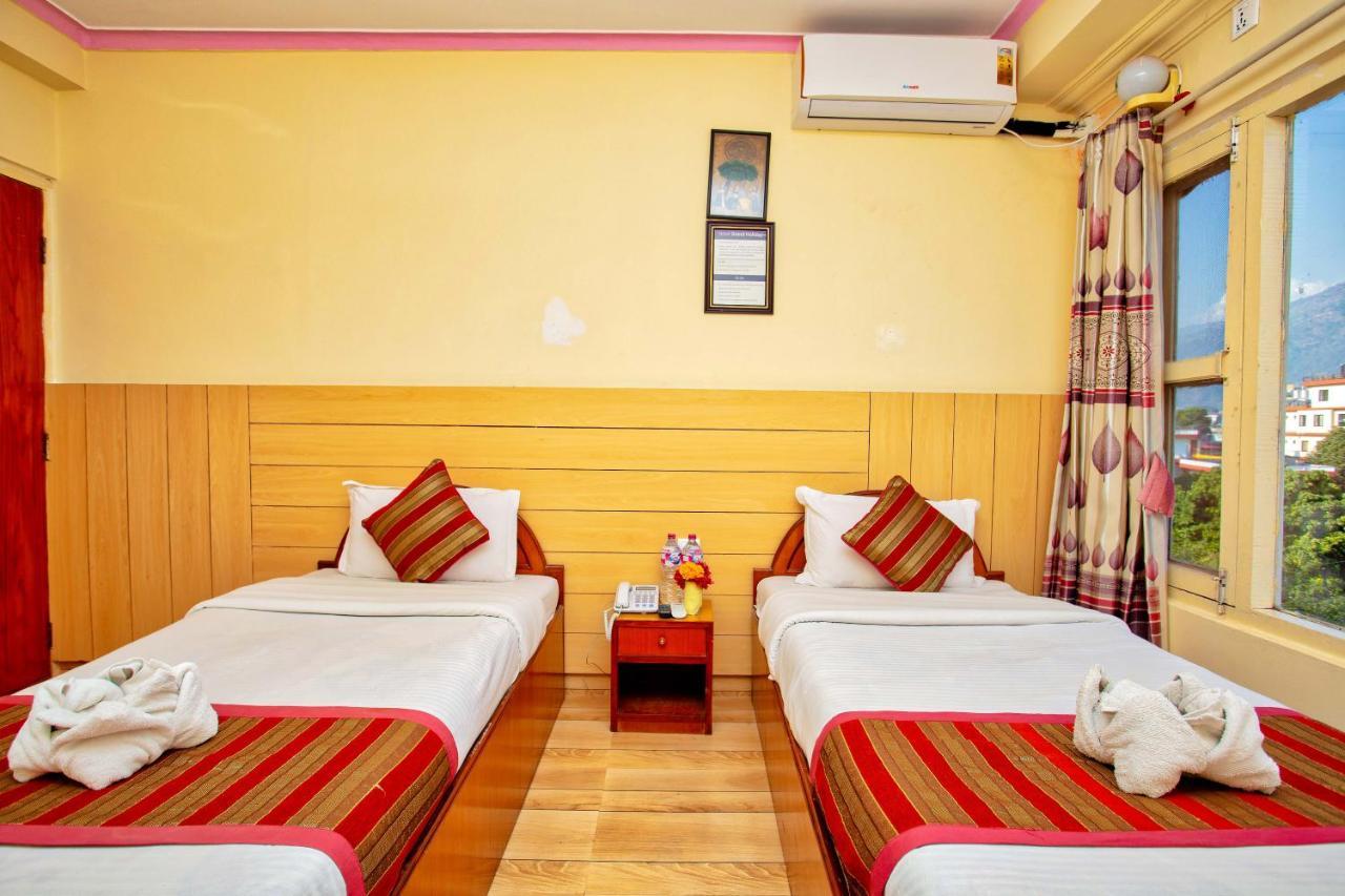 Hotel Grand Holiday Pokhara Exteriör bild