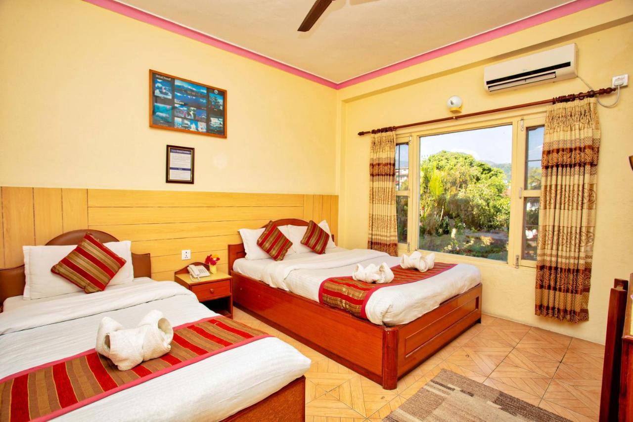 Hotel Grand Holiday Pokhara Exteriör bild