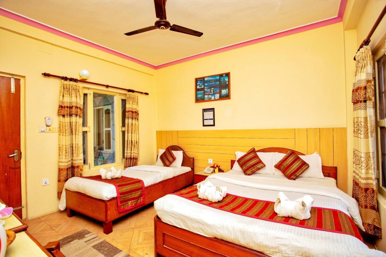 Hotel Grand Holiday Pokhara Exteriör bild